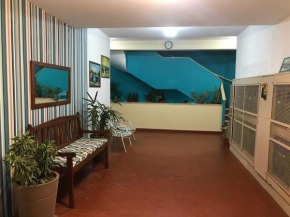 STUDIO TÉRREO - Tranquilidade na cidade | Wi-fi | Poucos metros da Igreja Matriz.